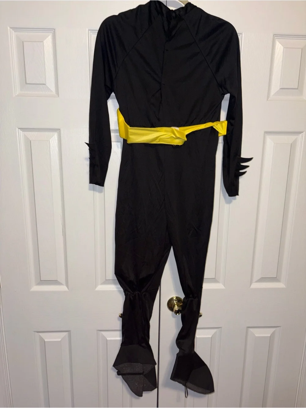 DC Batman Boys Costume Black/Yellow Belt Child Size 12-14